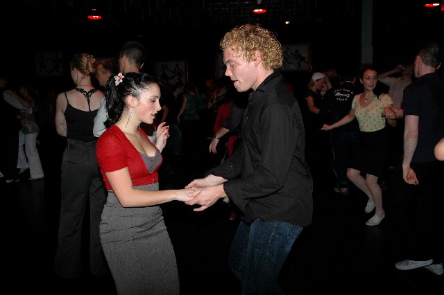 min 2007 11 10 fous swing 433
